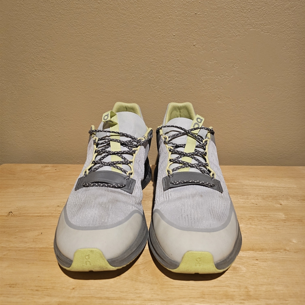On Running Men's Shoes in Gray and Yellow